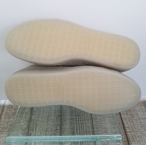 NEW! PUMA Grey Suede Jelly Woman's Sneakers - Picture 6 of 8